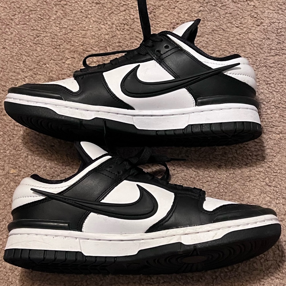 Women’s Nike Dunk Low Twist 'Panda' Size 6.5